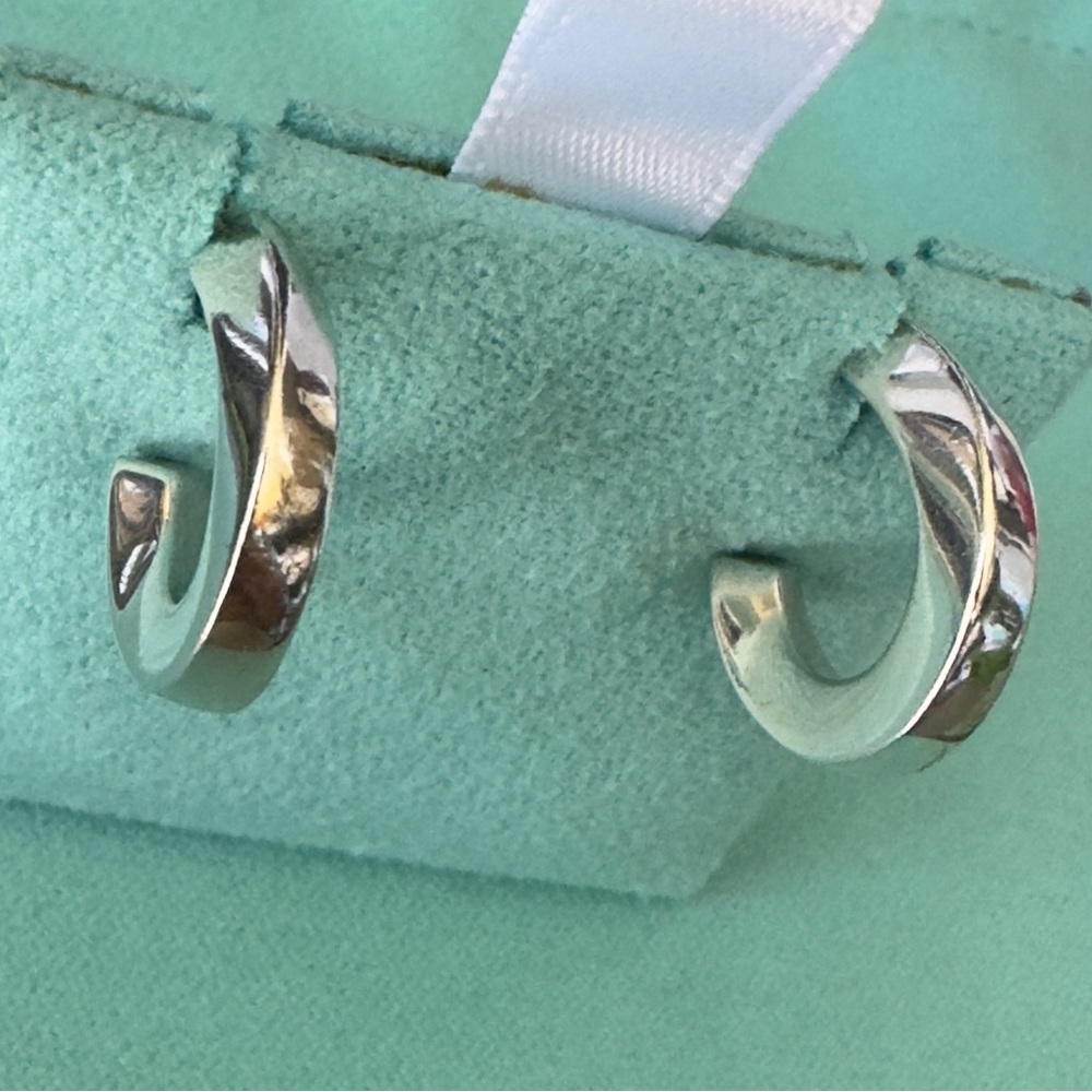 Tiffany & Co. Sterling Silver 925 Curve Pierced Hoop Earrings